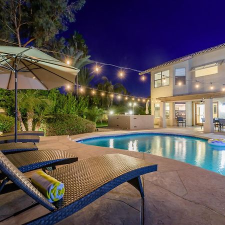 Scottsdale Desert Dream Estate Resort Style Lounging, Palm Trees, Pool & Hot Tub, Putting Green Phoenix Exterior photo