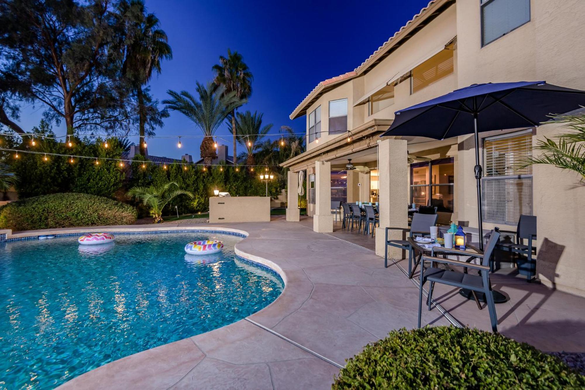 Scottsdale Desert Dream Estate Resort Style Lounging, Palm Trees, Pool & Hot Tub, Putting Green Phoenix Exterior photo