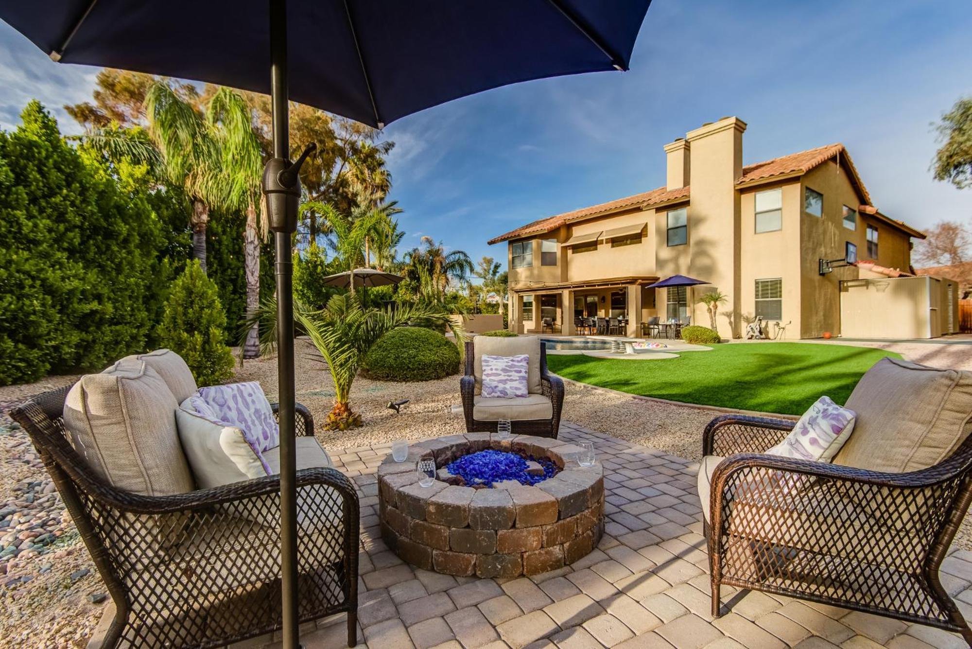 Scottsdale Desert Dream Estate Resort Style Lounging, Palm Trees, Pool & Hot Tub, Putting Green Phoenix Exterior photo