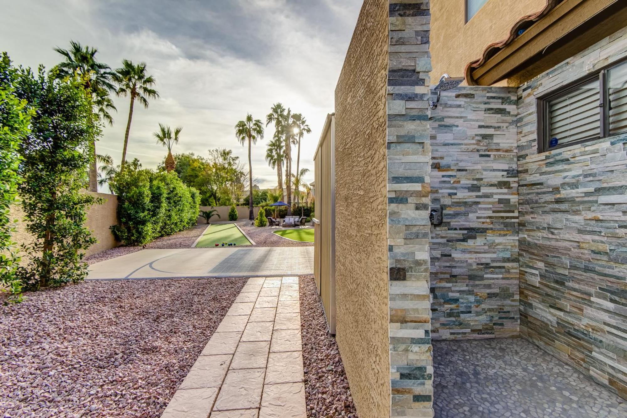 Scottsdale Desert Dream Estate Resort Style Lounging, Palm Trees, Pool & Hot Tub, Putting Green Phoenix Exterior photo